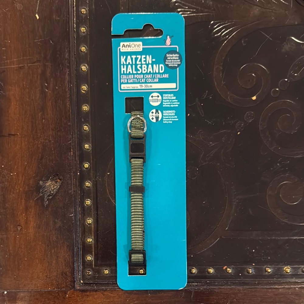 Green Cat Collar